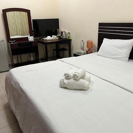 Master Room Attached Bathroom Dubaï Extérieur photo