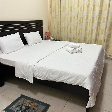 Master Room Attached Bathroom Dubaï Extérieur photo